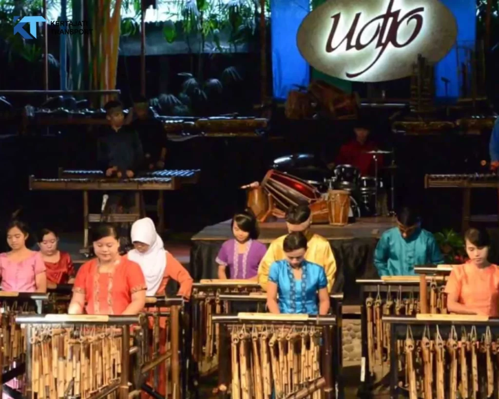 saung angklung udjo
