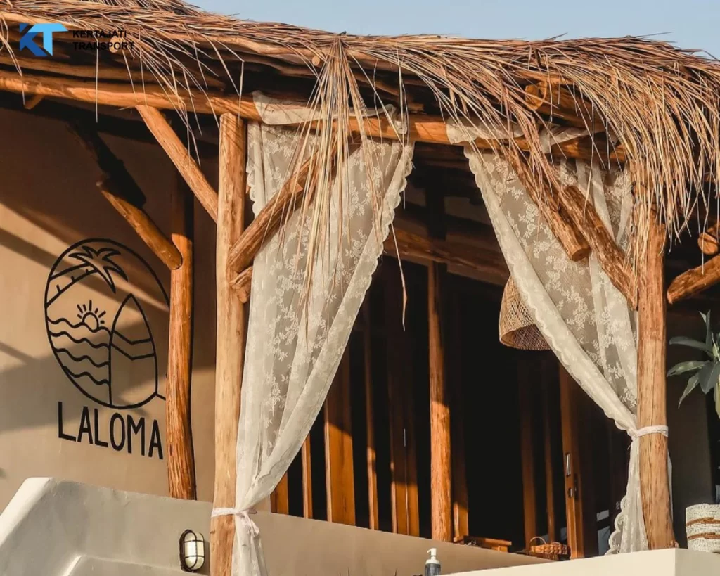 Laloma Cafe